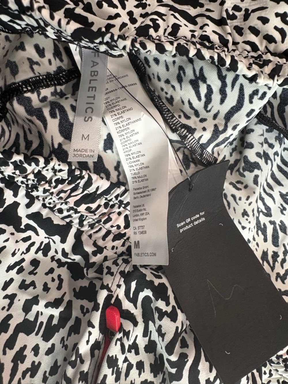 Fabletics All Day Short - Picture 5 of 5